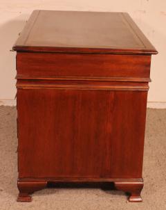 Small Mahogany Pedestal Desk From The 19 Century - 3165913