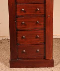 Small Mahogany Semainier Called Wellington Chest From 19th Century In Mahogany - 2989824