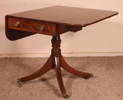 Small Pembroke Table From The Beginning Of The 19th Century In Mahogany - 2146853