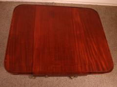 Small Pembroke Table From The Beginning Of The 19th Century In Mahogany - 2146855