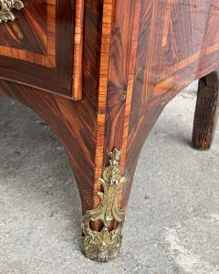 Small Regency period marquetry in between chest of drawers France circa 1715 23 - 3622116