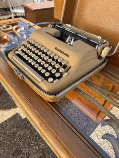 Smith Corona Silent Super Electric Typewriter - 4474495