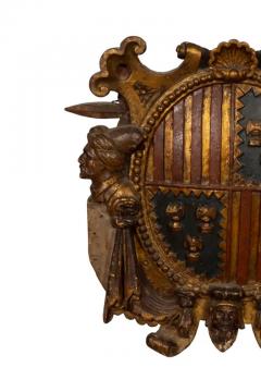 Spanish Baroque Polychrome And Giltwood Coat Of Arms - 4131111