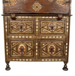 Spanish Baroque Walnut And Giltwood Vargueno - 4144053