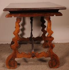 Spanish Renaissance Table In Walnut 17th Century - 3600376