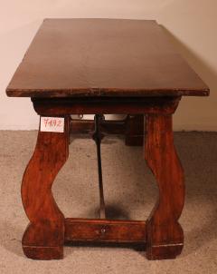 Spanish Table From The 17th Century - 3400650