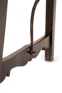 Spanish Writing Table - 4152386