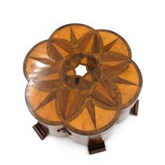 Specimen Wood Box In The Form Of A Lotus Flower English Circa 1850 - 4532851