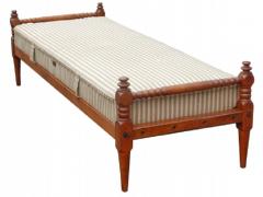 Spindle Workman s Daybed - 1219778