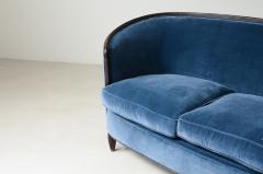 Splendid two seater curved sofa with velvet upholstery  - 3226150