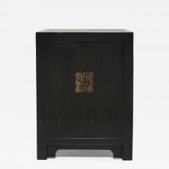 Square Corner Locking Chest - 4196659