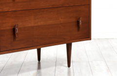 Stanley Young Mid Century Modern Walnut Dresser by Stanley Young for Glenn of California - 2480975
