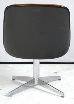 Steelcase Co Steelcase Side Chair in Orange - 246790