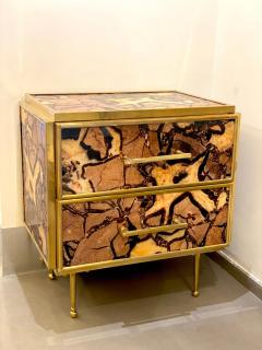 Striking Pair of Mid Century style Night Stands or Side Tables - 3216100