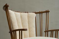 Stunning Art Deco Spindle Back Lounge Chair in Solid Wood and Boucl 1940s - 4394606