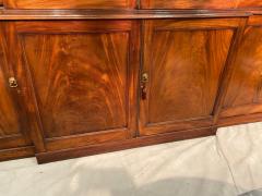 Stunning George III mahogany breakfront - 1387372