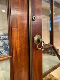 Stunning George III mahogany breakfront - 1387377