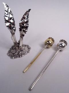 Stylish Buccellati Sterling Silver Stem Flower Salt Pepper Shakers - 4135310