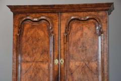 Superb English 18thc burr walnut bureau bookcase with original patina - 4806091