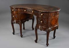 Superb quality Edwardian freestanding mahogany kidney shaped desk - 4752925