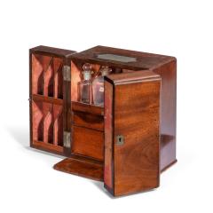 Surgeon Beatty s medicine chest 1803 - 1502175