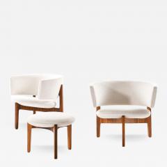 Sven Ellekaer Pair of Easy Chairs and Stool in Rosewood designed by Sven Ellek r 1962 - 4401688