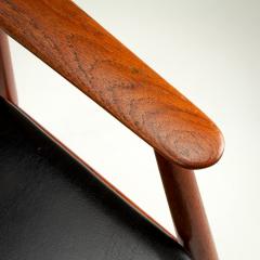 Svend Aage Eriksen Svend ge Eriksen GM11 Solid Teak and Skai Armchair - 3492184