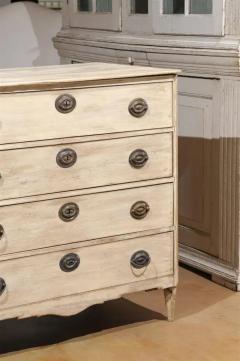 Swedish 1780s Gustavian Period Four Drawer Commode with Chamfered Side Posts - 3415697