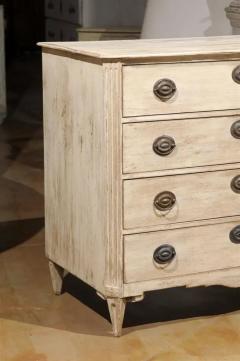 Swedish 1780s Gustavian Period Four Drawer Commode with Chamfered Side Posts - 3415698