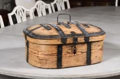 Swedish 1790s Rustic Oval Top Wooden Box with Iron Accents and Distressed Patina - 3498327