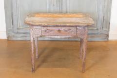 Swedish 1820s Side Table with Carved Drawer and Tapered Legs - 3608548