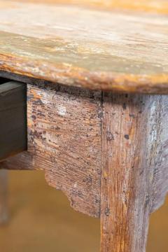 Swedish 1820s Side Table with Carved Drawer and Tapered Legs - 3608620
