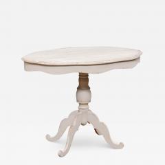 Swedish 1860s Painted Oval Pedestal Table with Carved Apron and Quadripod Base - 3560675