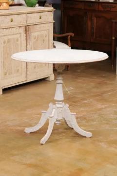 Swedish 1880s Painted Wood Gu ridon Table with Oval Top and Pedestal Base - 3521400