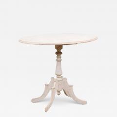 Swedish 1880s Painted Wood Gu ridon Table with Oval Top and Pedestal Base - 3527680