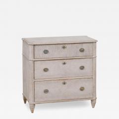 Swedish 1890s Gustavian Style Gray Painted Three Drawer Chest with Reeded Motifs - 3592799