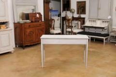 Swedish 1890s Painted Wood Console Table with Three Drawers and Tapered Legs - 3498539