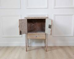 Swedish 18th Century Gustavian Nightstand - 4722952