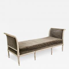 Swedish 18th Century Louis XVI Style Painted Daybed - 3624743