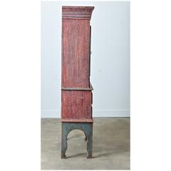 Swedish 18th Century Painted Cabinet on Stand - 4798332