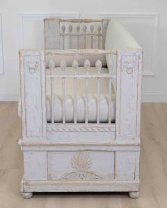 Swedish 19th Century Gustavian Painted Daybed - 4758174