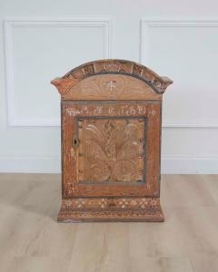 Swedish 19th Century Hand Painted Pine Wall Cabinet - 4663284