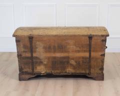 Swedish 19th Century Painted Pine Blanket Chest - 4758082