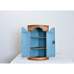 Swedish 19th Century Pine Wall Mounted Corner Cabinet - 4558272