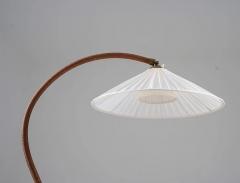 Swedish Art Deco Floor Lamp in Brass and Paper Cord Webbing - 2335649