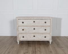Swedish Chest of Drawers with Dentil Carving Mid 19th Century - 4223379