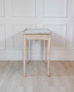 Swedish Early 20th Century Gustavian Style Side Table c 1900 - 4557984