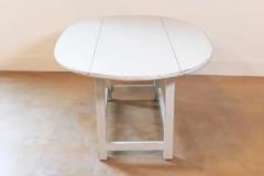 Swedish Grey Painted Oval Top Drop Leaf Coffee Table from the 20th Century - 3707039