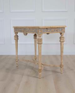 Swedish Gustavian Console Table with Carved Medallion circa 1860 - 4707114