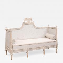 Swedish Gustavian Period 1780s Painted Wood Sofa with Carved Crest and Apron - 3560693